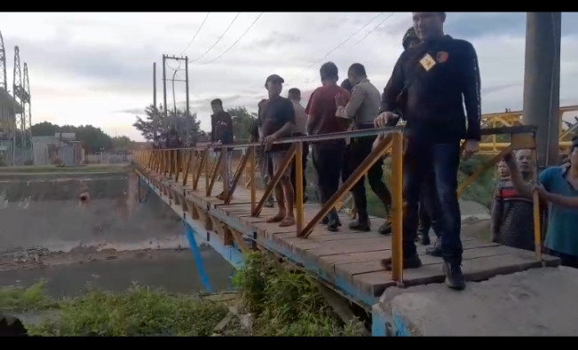 Pelaku penjarahan diamankan. [Istimewa]